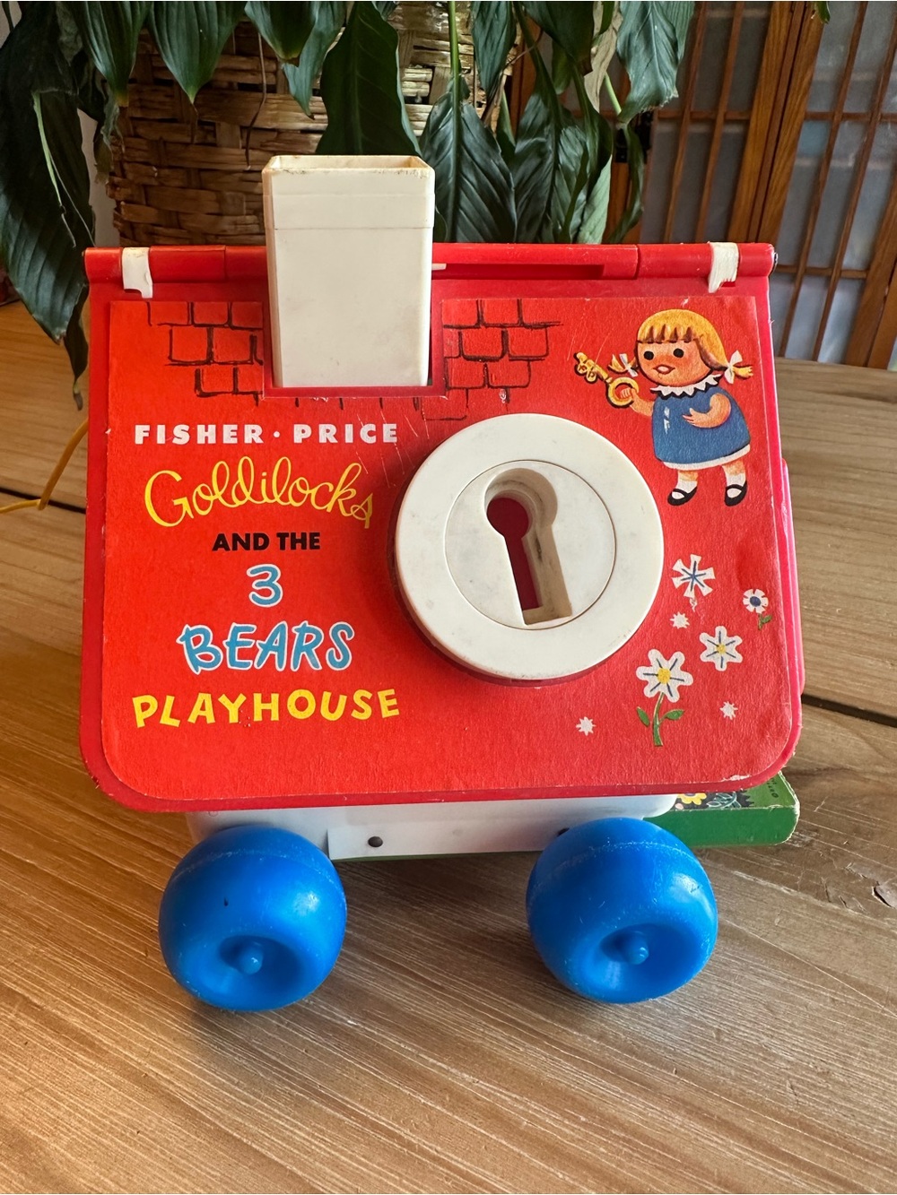 Vintage Fisher-Price Goldilocks & The 3 Bears Playhouse pull toy